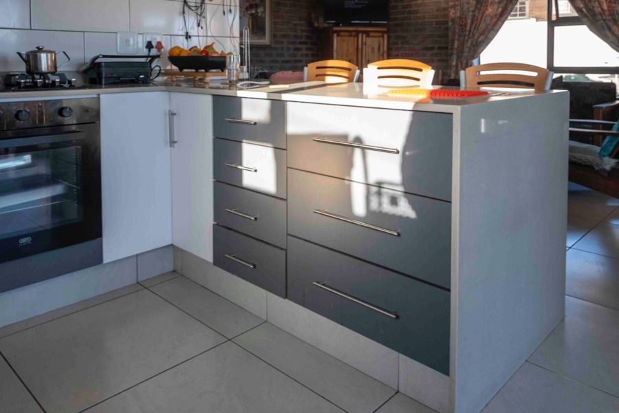 7 Bedroom Property for Sale in Dana Bay Western Cape